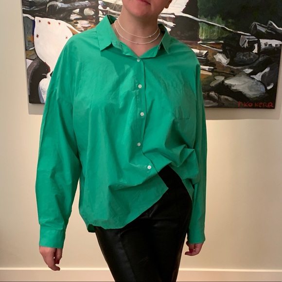 Cute Emerald Button Up Blouse - Picture 1 of 3